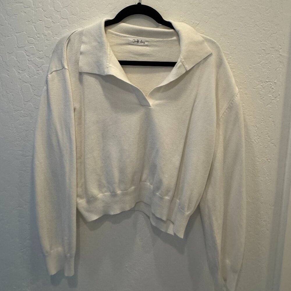 Charlotte Avery White Colored Sweater (M)